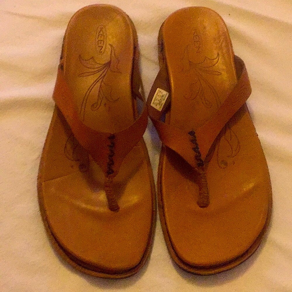 KEEN LEATHER SANDALS/FLIP FLOPS